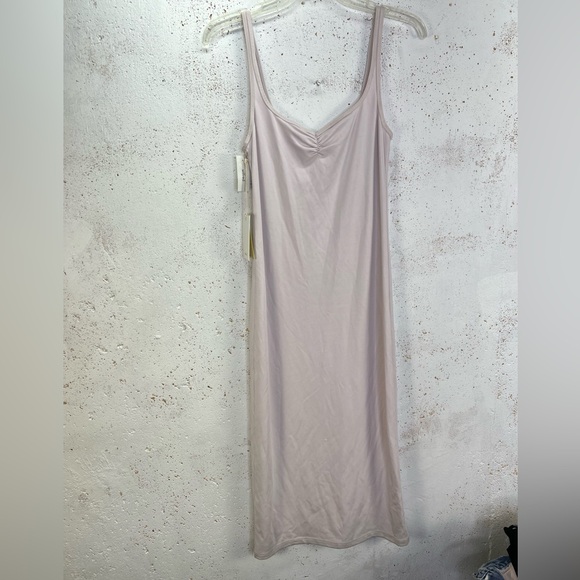 Aritzia Wilfred Bodycon Tank Midi Dress Light Lavender Size Medium NEW - Picture 2 of 14